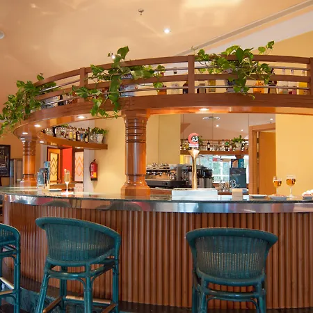 Hotel Senator 4*