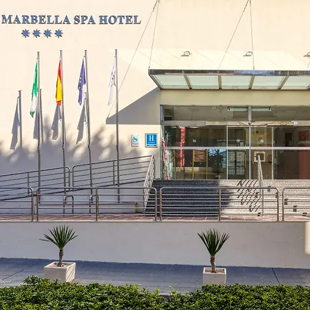 Hotel Senator 4*