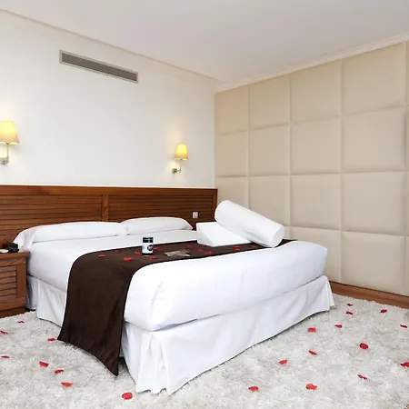 Hotel Senator
