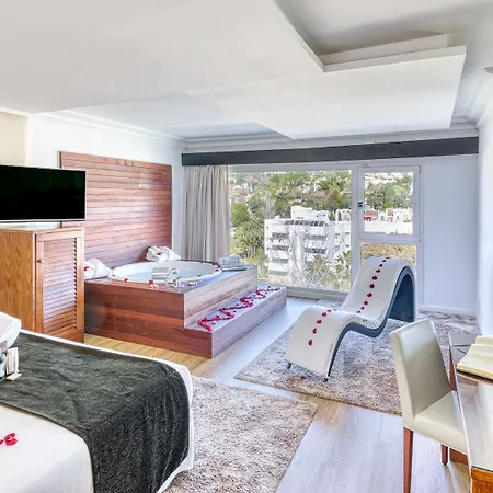 Senator Hotel 4*