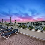 Hotel Senator 4*