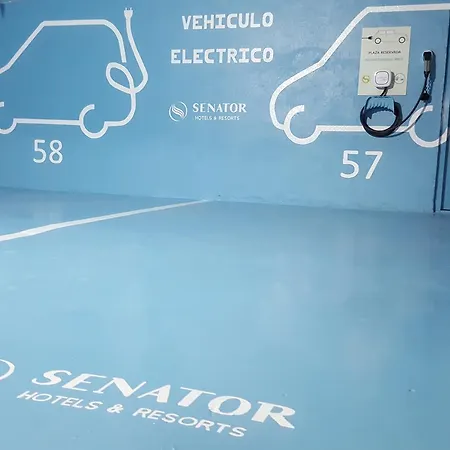 Senator Hotel 4*